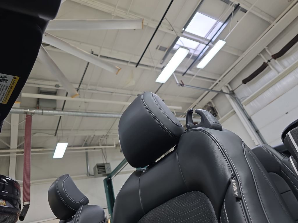 Used 2024 Ford Mustang GT Premium image 34