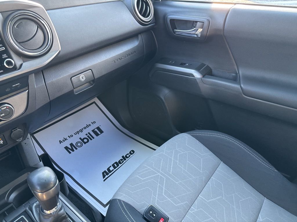 Used 2021 Toyota Tacoma TRD Off-Road w/ Technology Package image 29