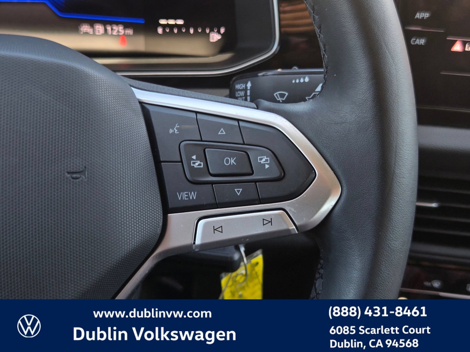 Certified 2025 Volkswagen Jetta S FWD image 18