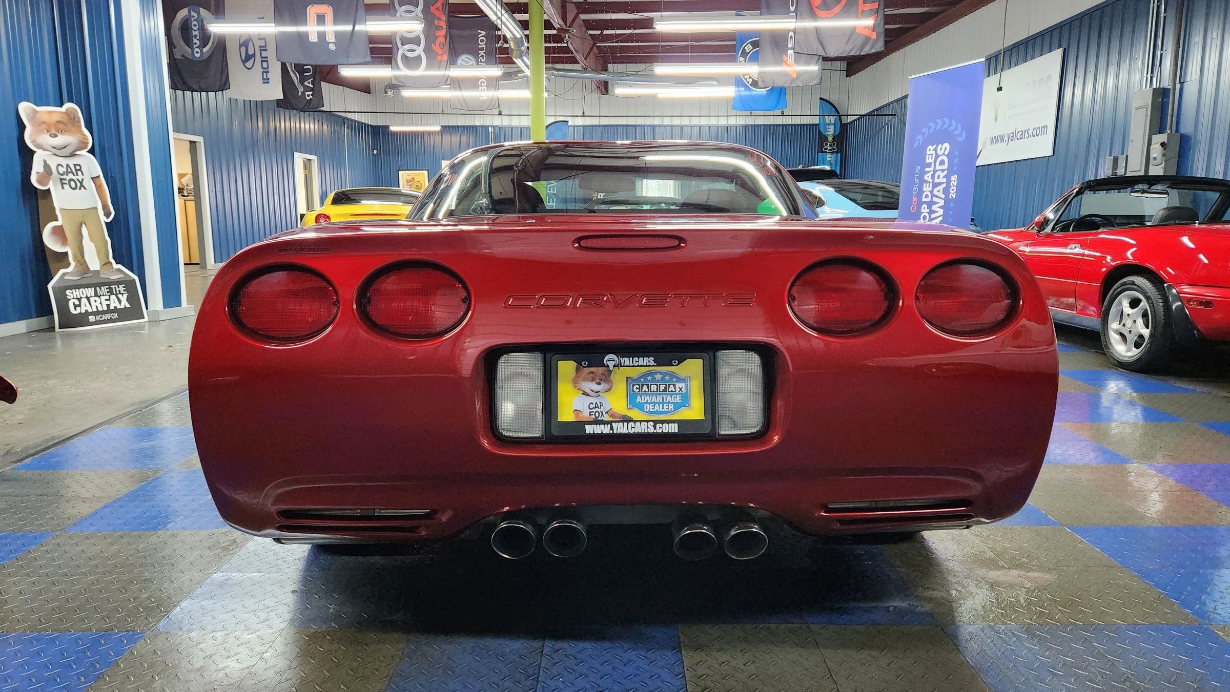 Used 2000 Chevrolet Corvette Coupe w/ Performance Handling Pkg image 61