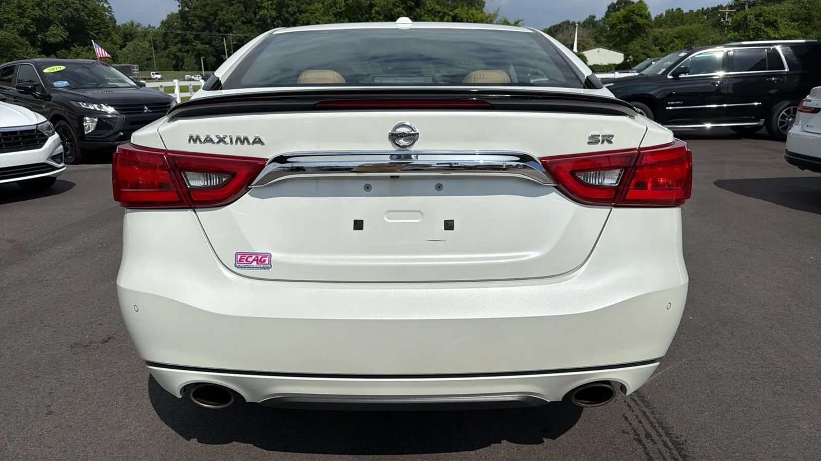 Used 2016 Nissan Maxima SR w/ Interior Lighting Package FWD image 4