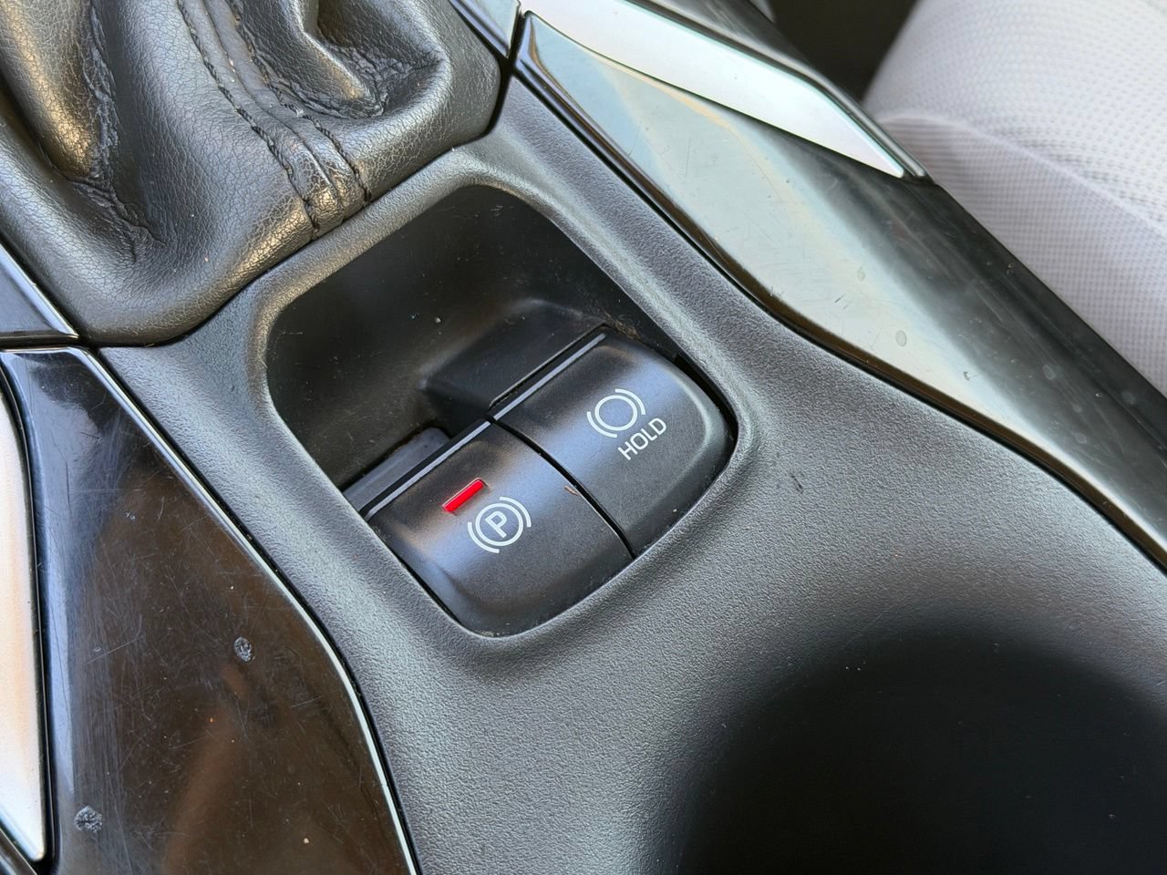 Used 2021 Toyota Corolla LE FWD image 22
