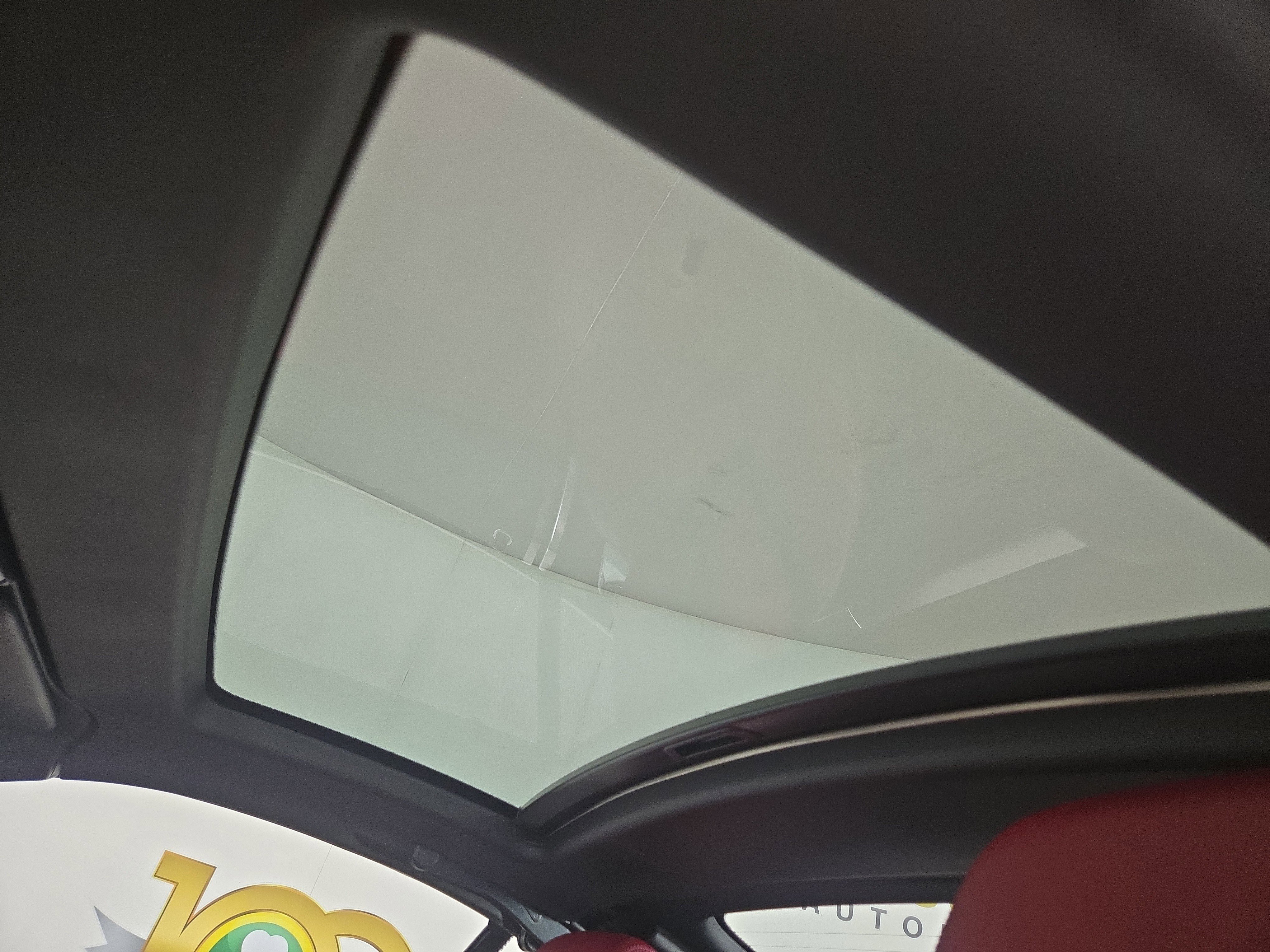 Used 2016 Mercedes-Benz SL 550 image 21