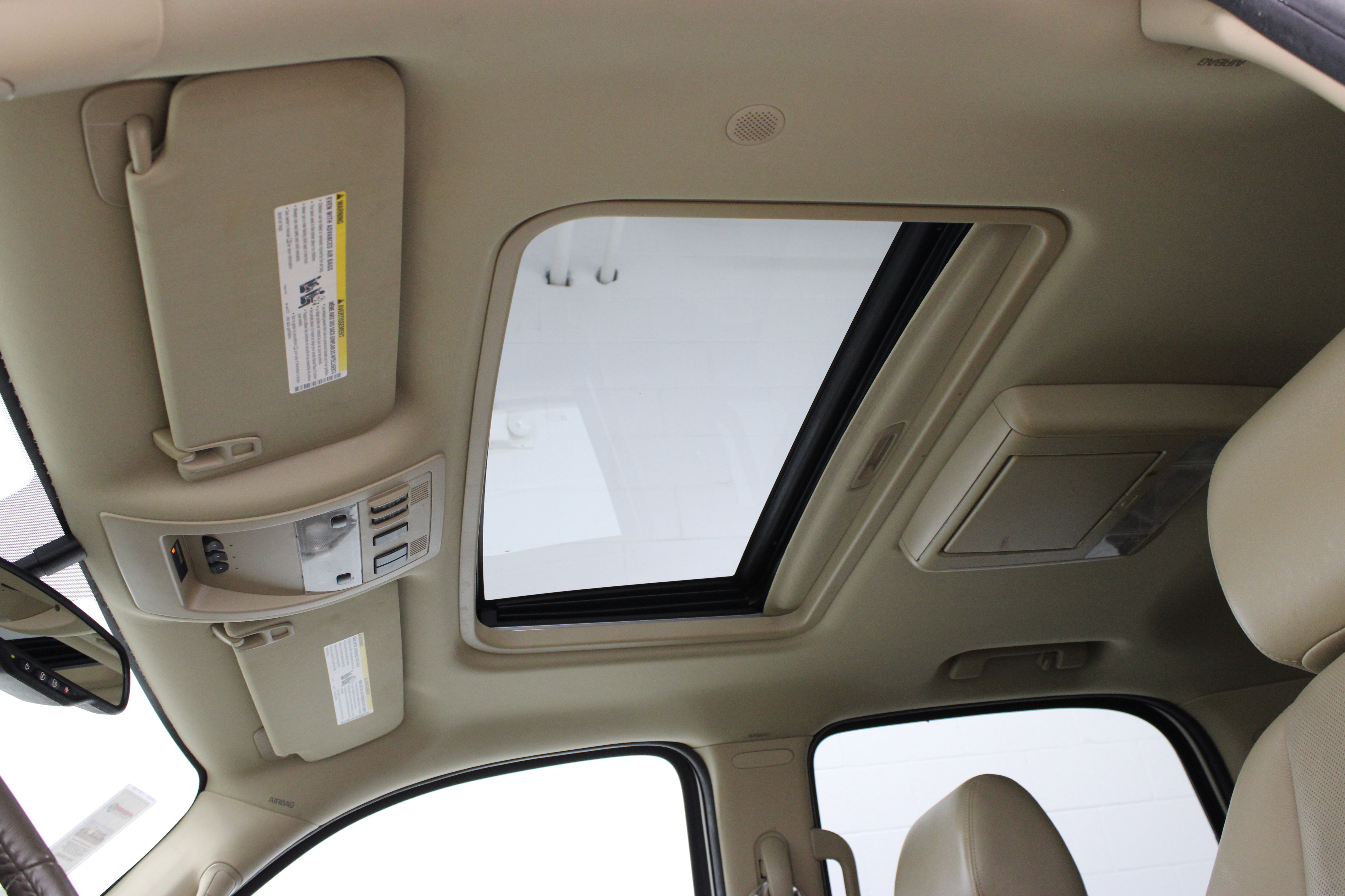 Used 2009 Chevrolet Tahoe LTZ RWD image 26
