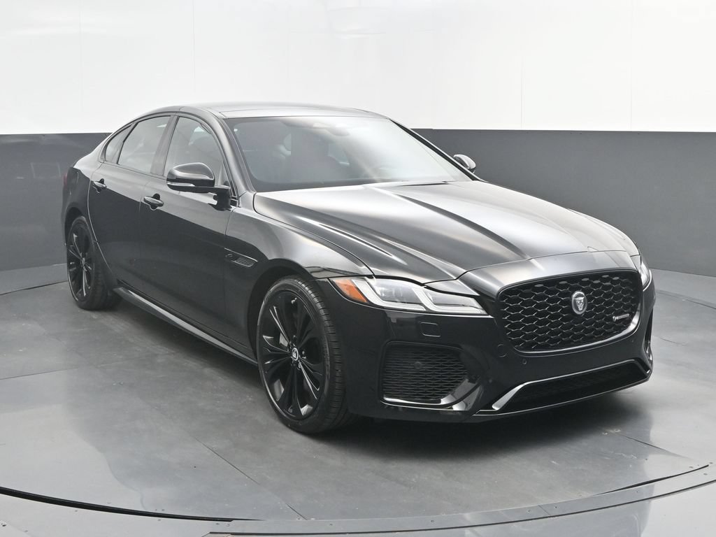 Certified 2024 Jaguar XF R-Dynamic SE AWD/4WD image 9