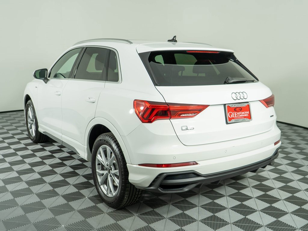 Used 2023 Audi Q3 2.0T Premium image 4