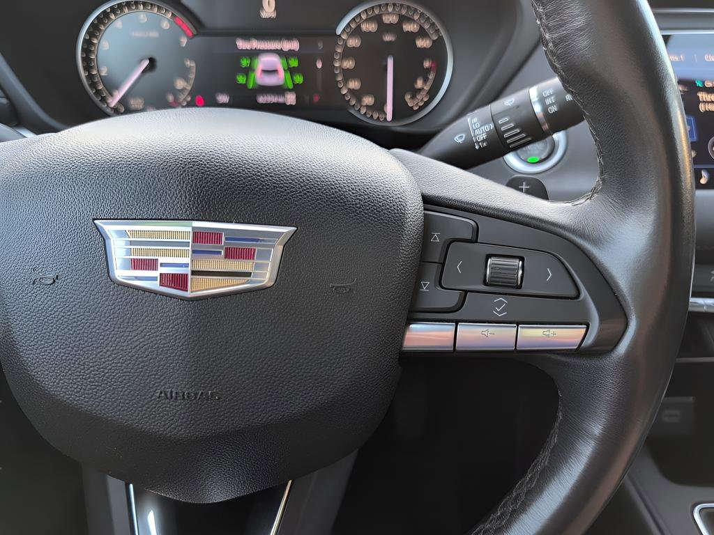 Used 2023 Cadillac XT4 Premium Luxury image 13