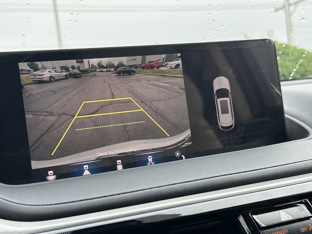 Used 2024 Acura MDX SH-AWD w/ Technology Package image 22