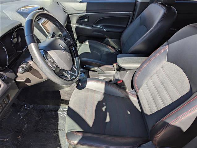 Used 2024 Mitsubishi Outlander Sport SE image 14