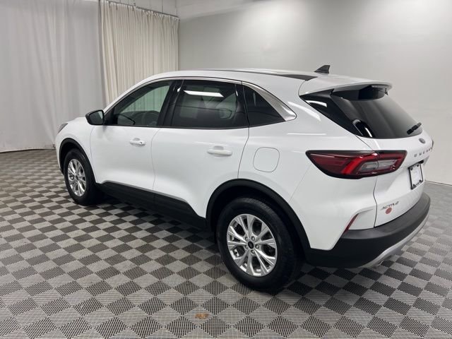 Used 2024 Ford Escape Active image 4