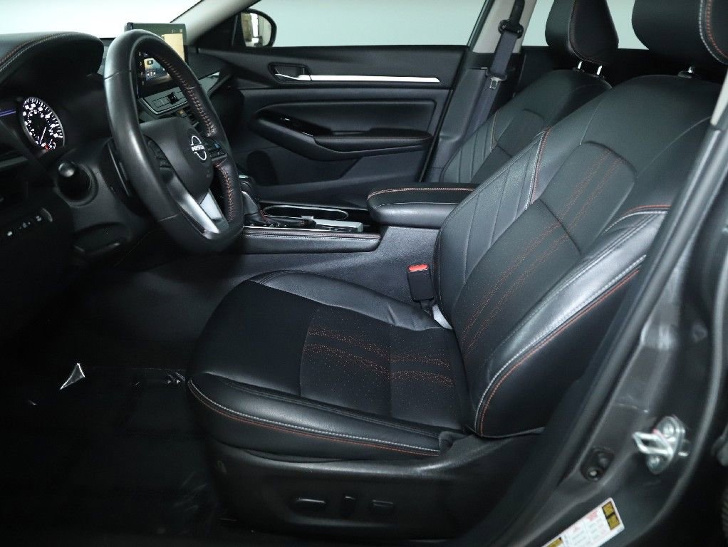 Certified 2024 Nissan Altima 2.0 SR FWD image 20