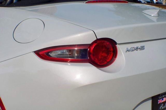 Used 2018 MAZDA MX-5 Miata Grand Touring RWD image 10