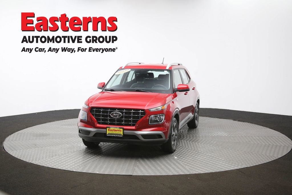 Used 2023 Hyundai Venue Limited image 55