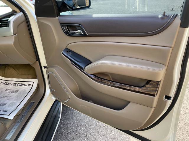 Used 2015 GMC Yukon SLT w/ Open Road Package AWD/4WD image 32