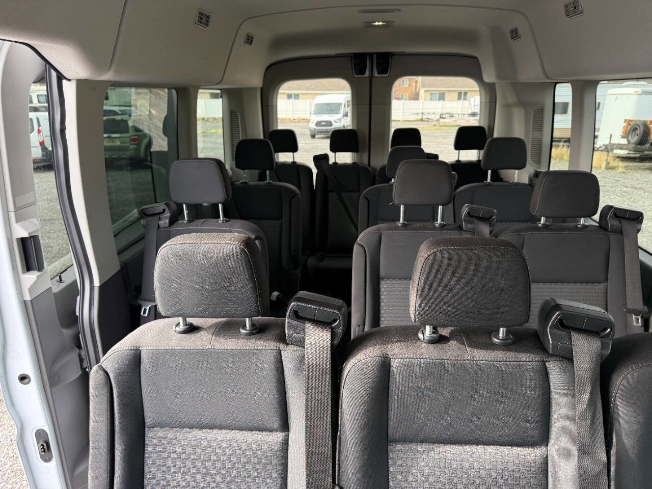 Used 2023 Ford Transit 350 XLT image 26