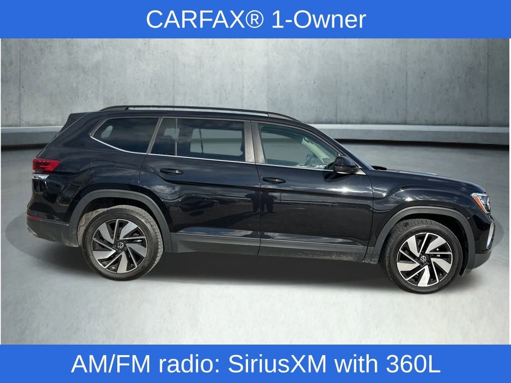 Used 2024 Volkswagen Atlas SE w/ Panoramic Sunroof Package image 5