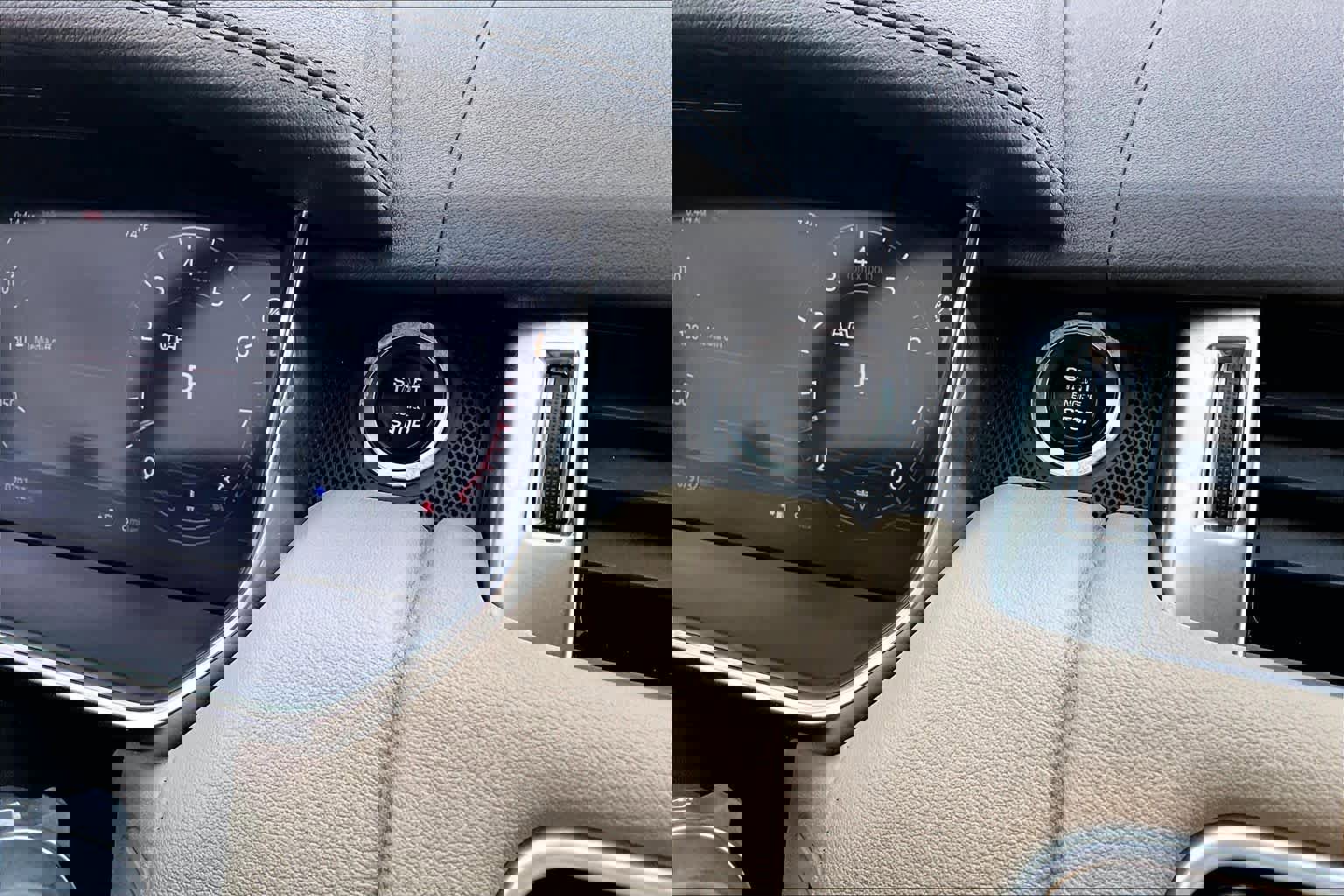 Used 2018 Land Rover Range Rover Sport HSE image 37