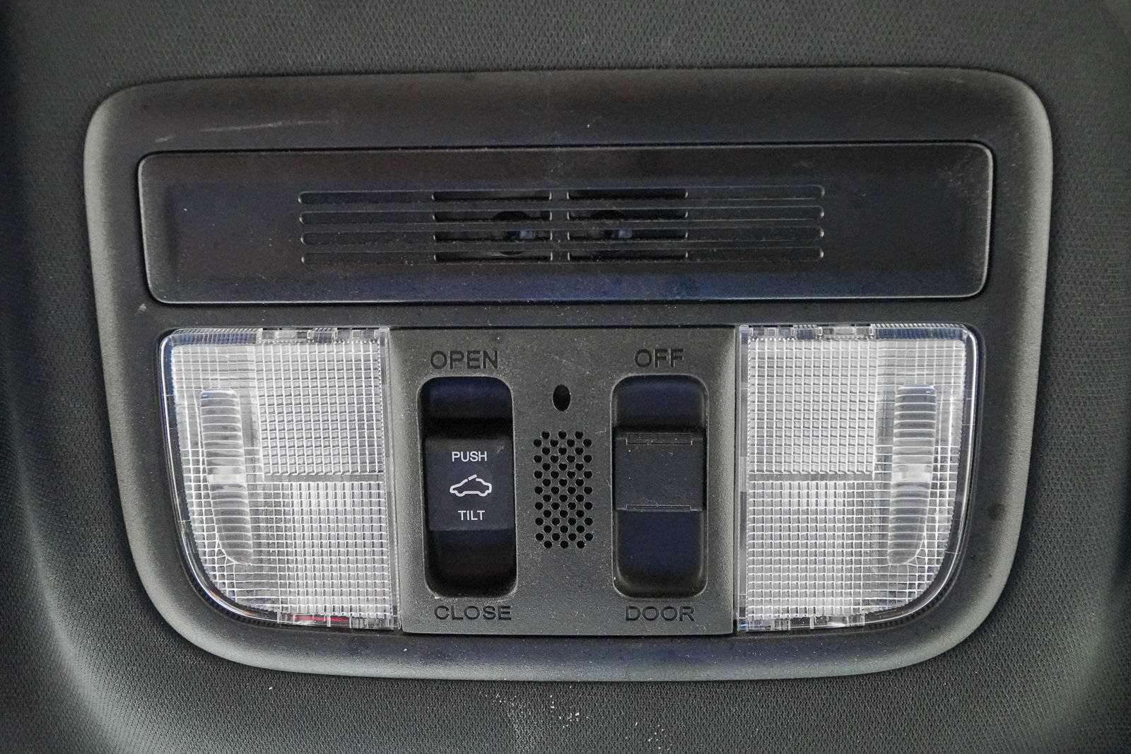 Used 2020 Honda Civic EX-L image 24