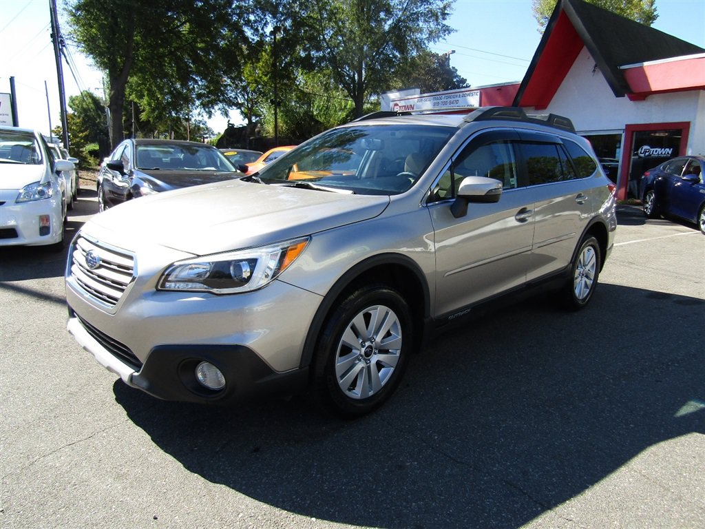 Used 2015 Subaru Outback 2.5i Premium AWD/4WD image 11