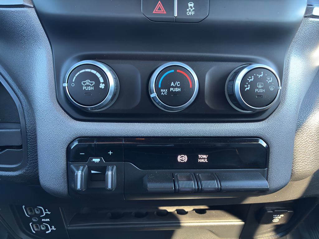 Used 2023 RAM 3500 Tradesman w/ Chrome Appearance Group image 13