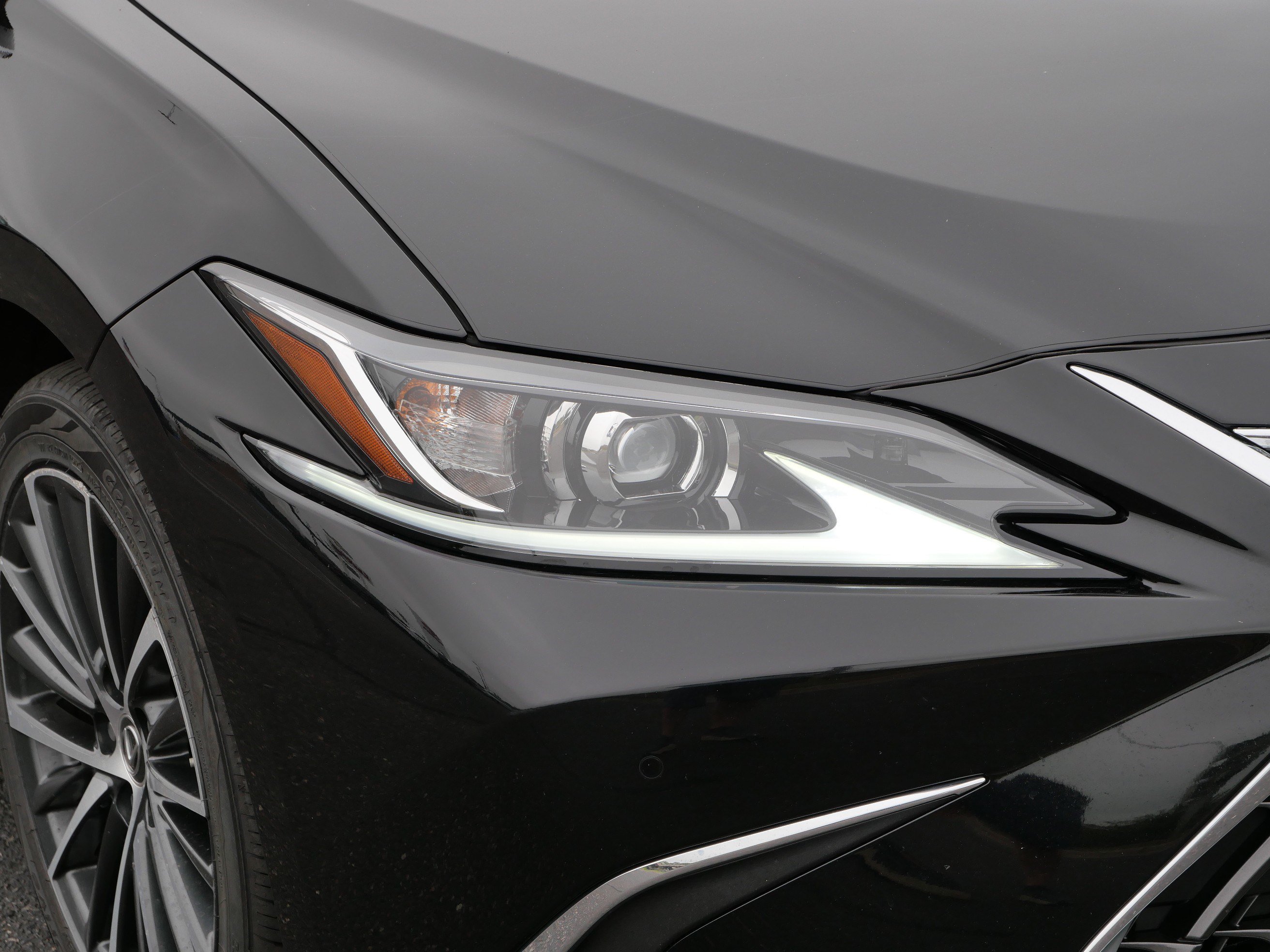 Used 2022 Lexus ES 350 w/ Premium Package FWD image 16