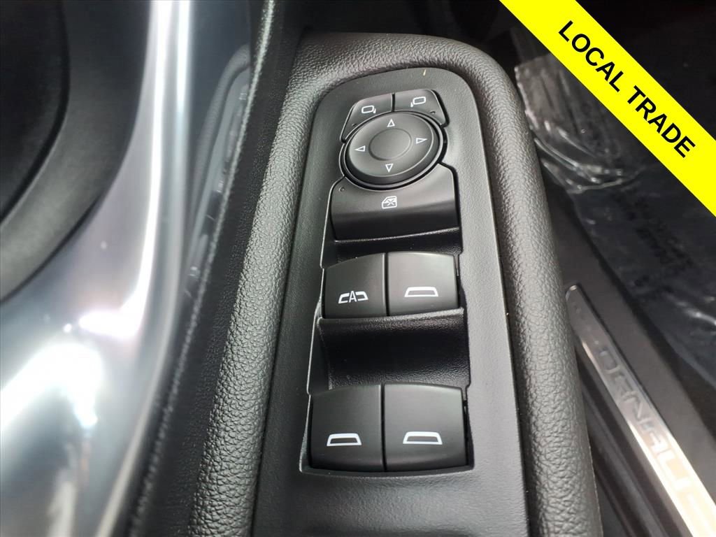 Used 2020 GMC Terrain Denali w/ Denali Premium Package image 18