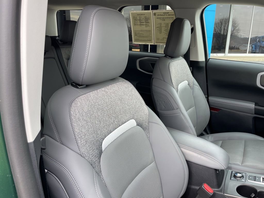 Used 2025 Ford Bronco Sport Badlands image 23
