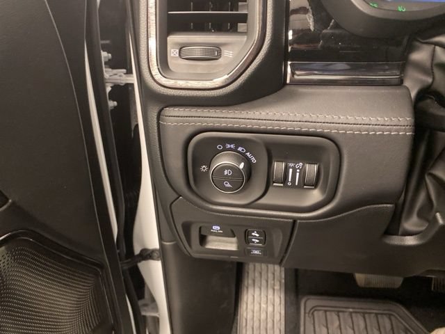 New 2026 RAM 1500 Limited AWD/4WD image 19