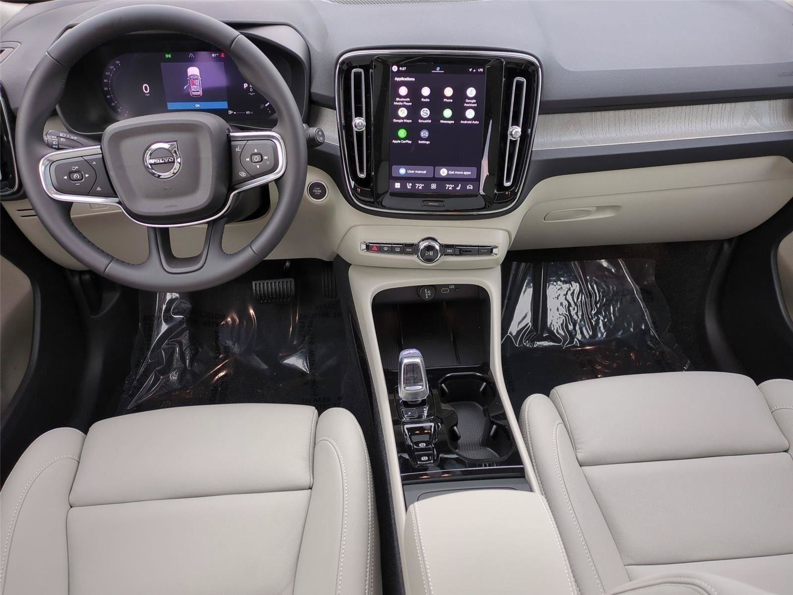New 2026 Volvo XC40 B5 Ultra w/ Climate Package AWD/4WD image 18