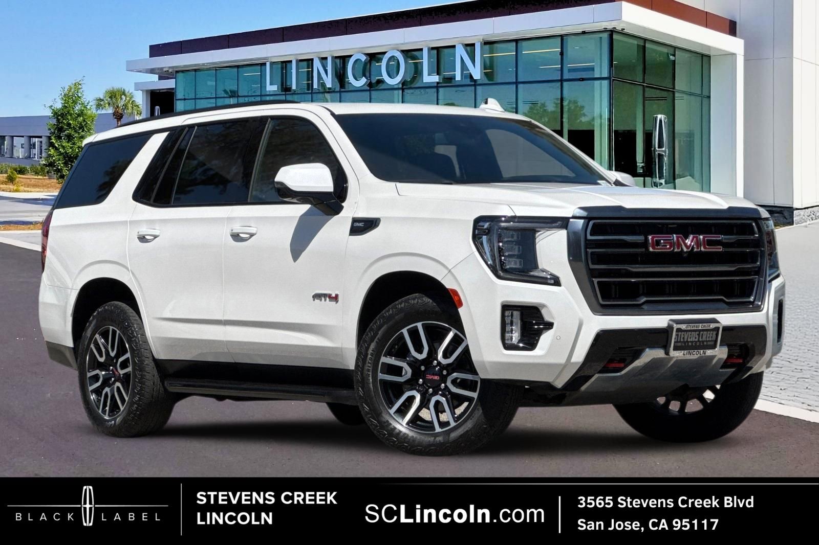 Used 2023 GMC Yukon AT4 w/ Technology Package AWD/4WD image 1
