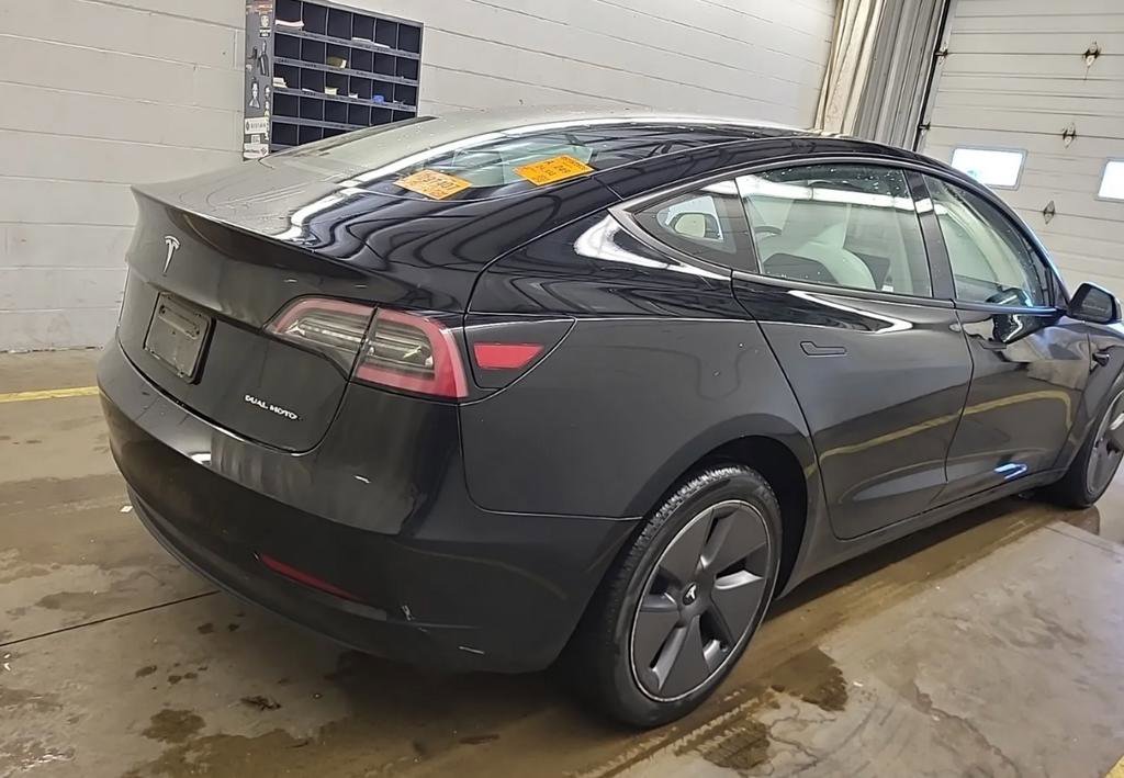 Used 2023 Tesla Model 3 Standard Range RWD image 2