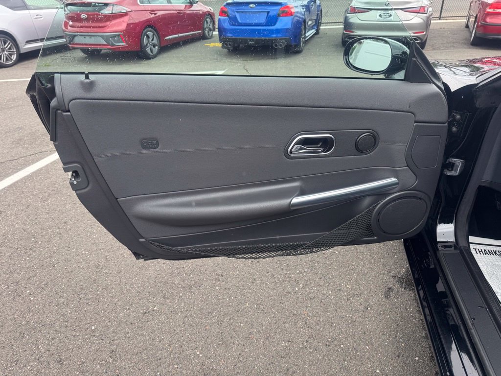 Used 2007 Chrysler Crossfire Convertible RWD image 26