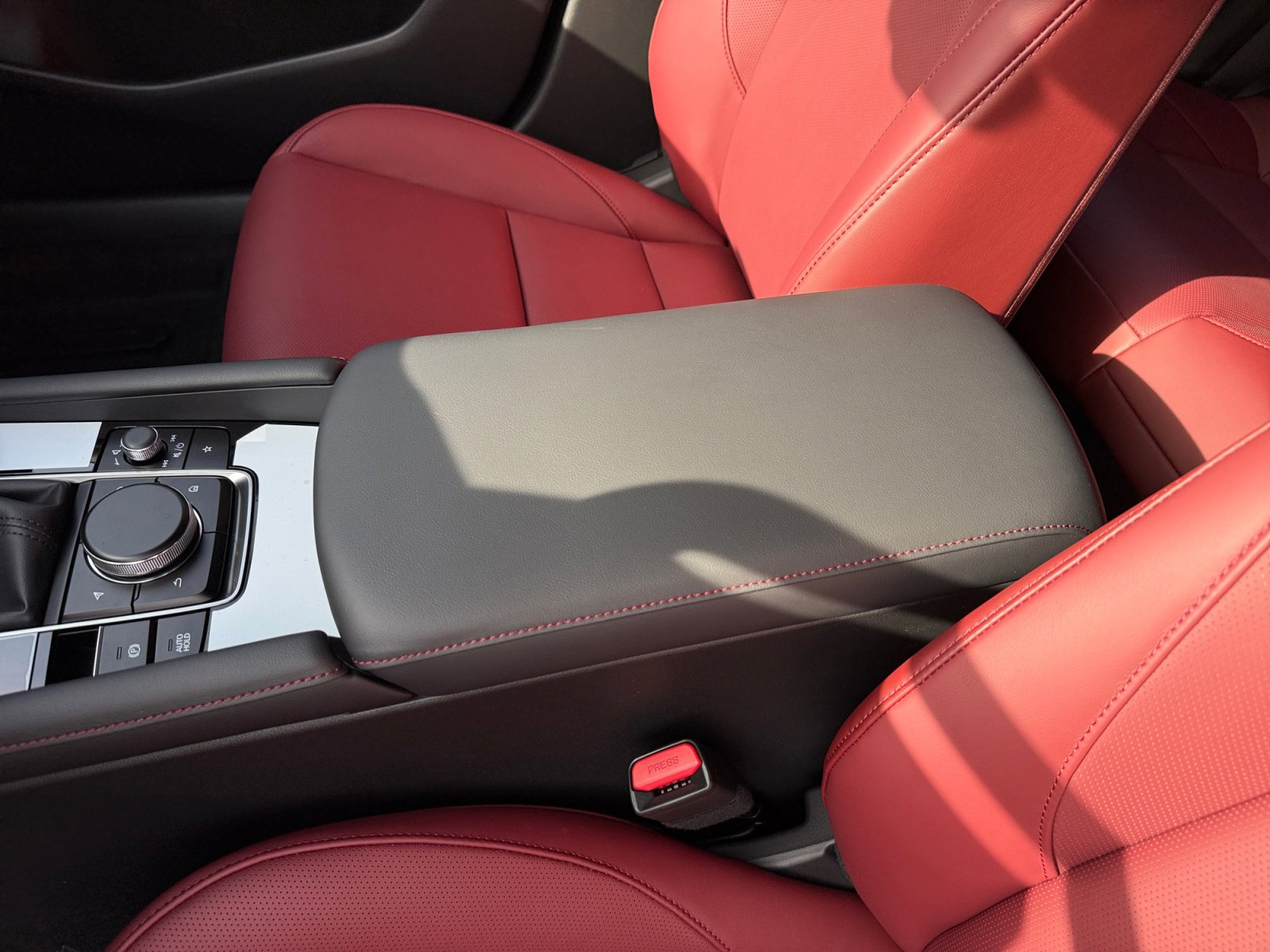 New 2026 MAZDA MAZDA3 Carbon image 14