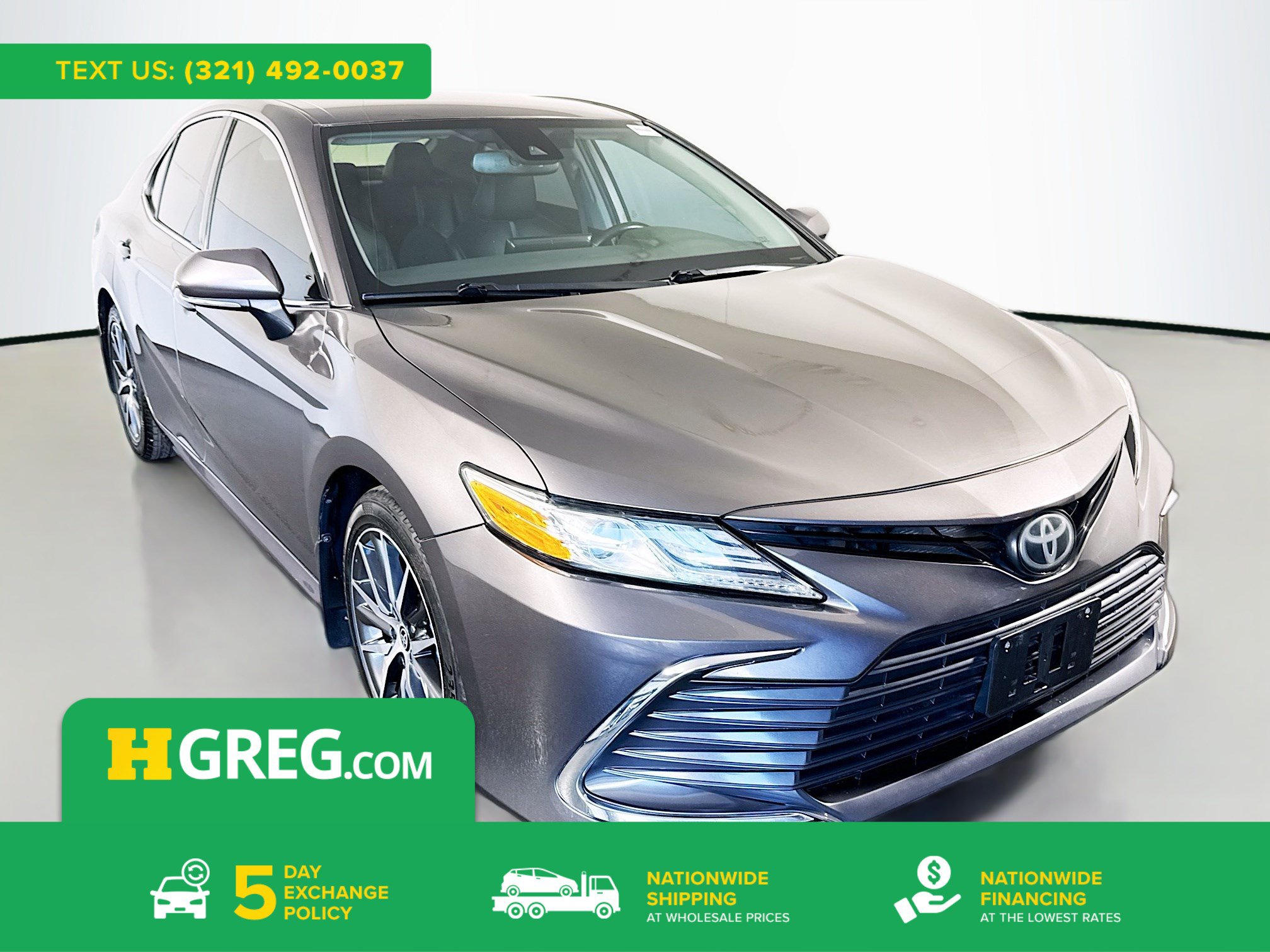 Used 2022 Toyota Camry XLE FWD image 1