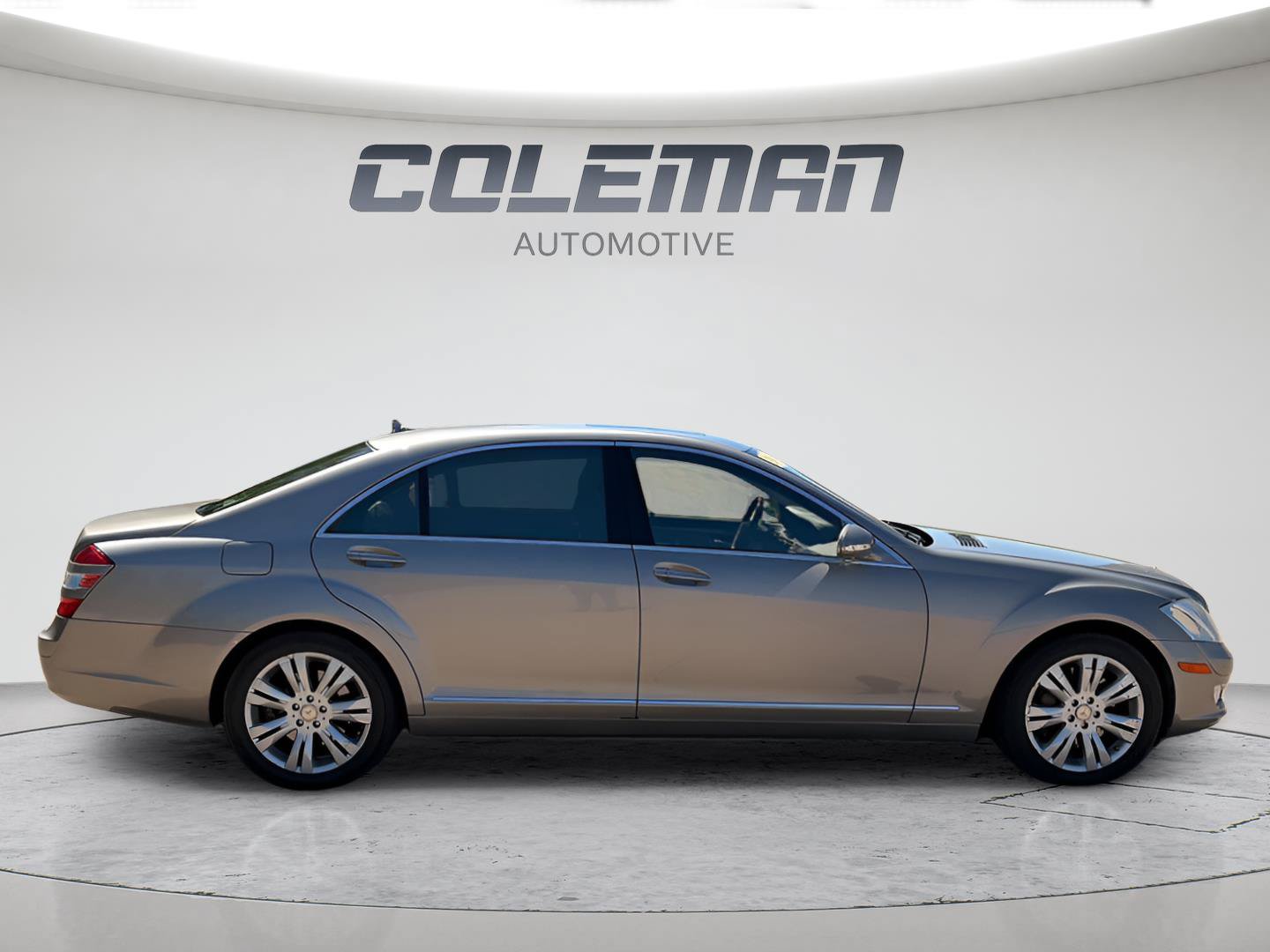 Used 2009 Mercedes-Benz S 550 4MATIC image 6