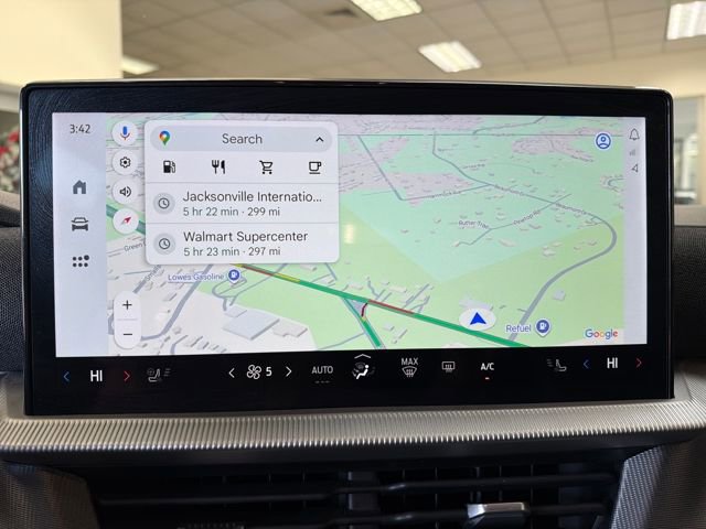 Used 2025 Ford Explorer ST-Line w/ ST-Line Street Pack image 21