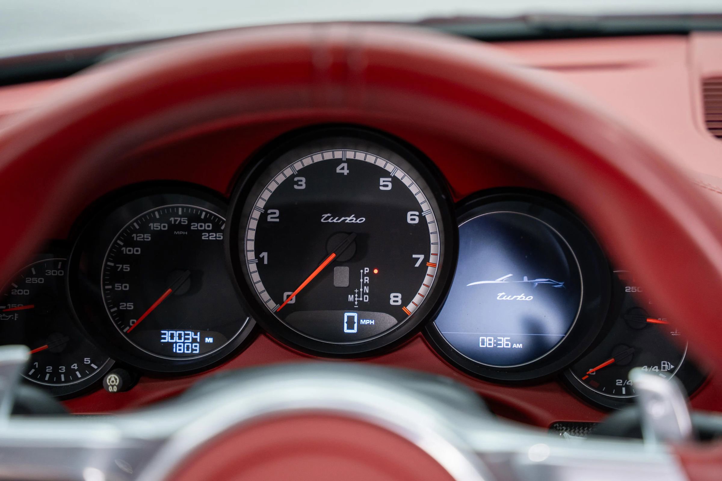 Used 2015 Porsche 911 Turbo image 39