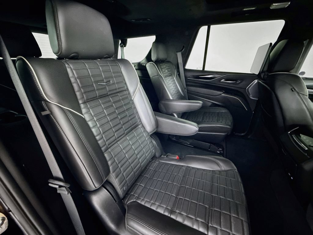 Used 2023 Cadillac Escalade V w/ LPO, ONYX Package AWD/4WD image 31