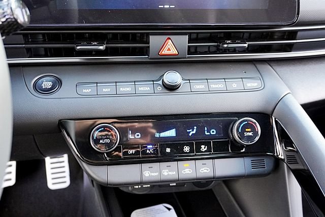New 2026 Hyundai Elantra Sport FWD image 30