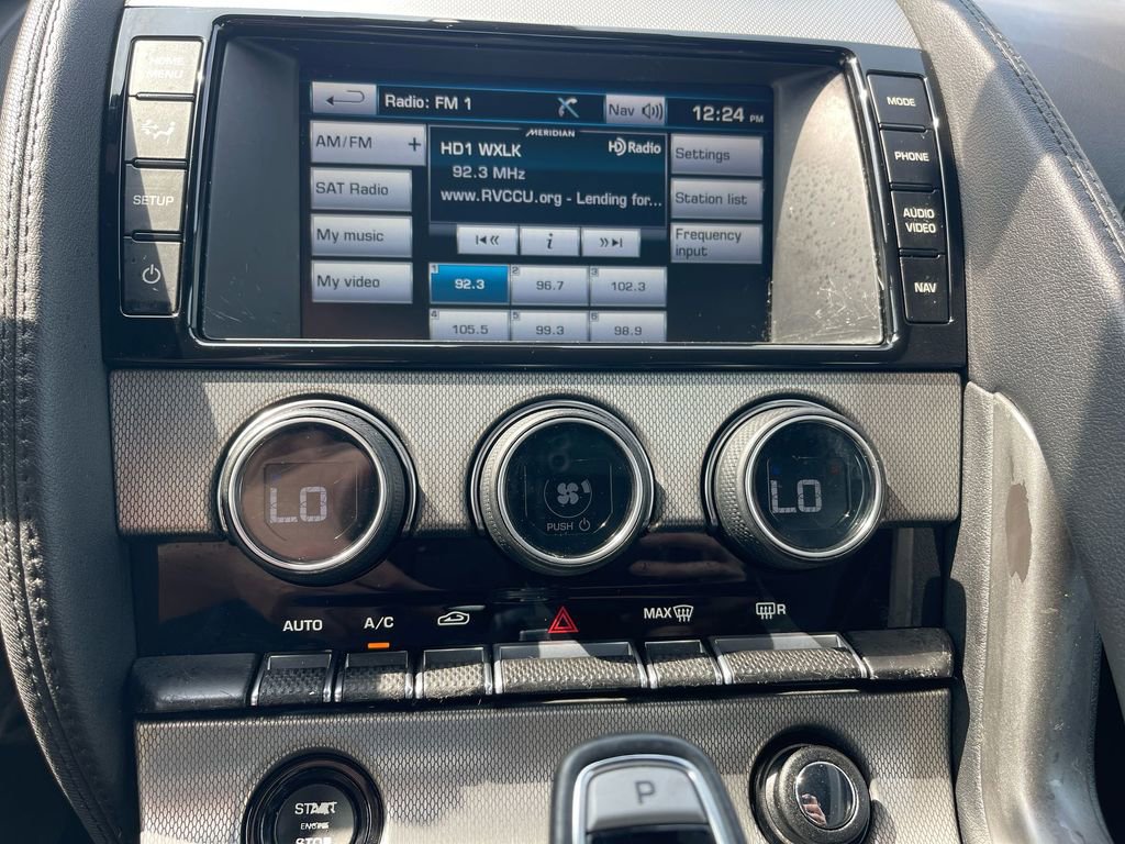 Used 2015 Jaguar F-TYPE Coupe image 18