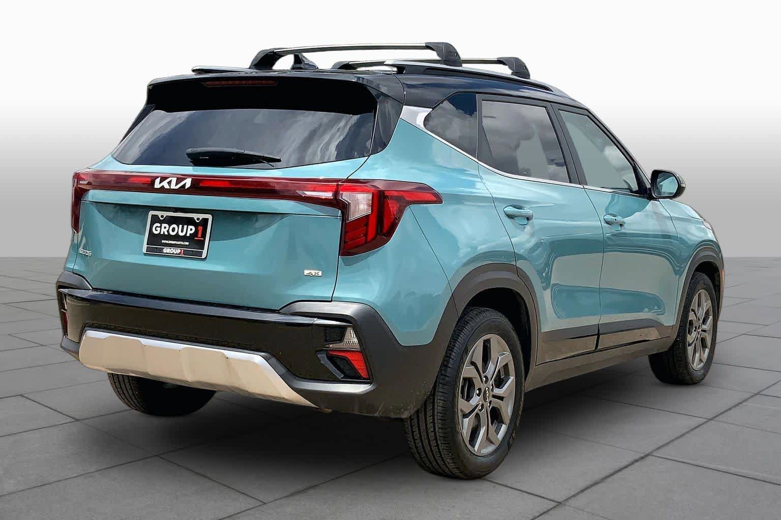 Used 2024 Kia Seltos S AWD/4WD image 13