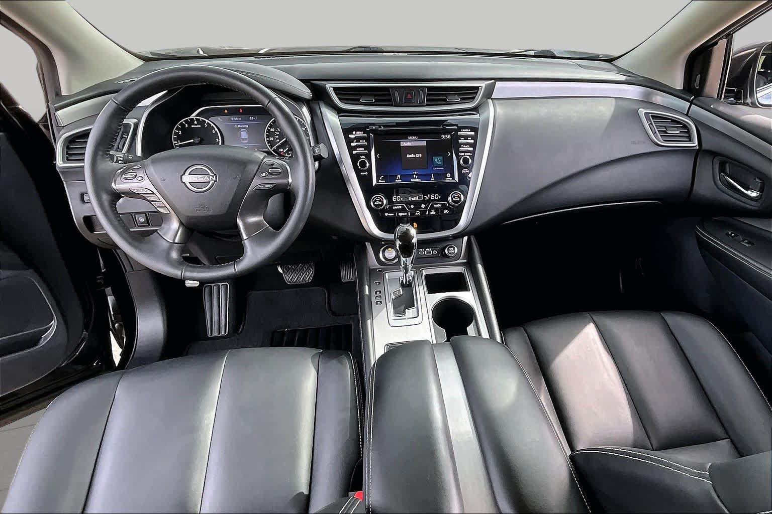 Used 2023 Nissan Murano SV w/ SV Midnight Edition Package FWD image 16