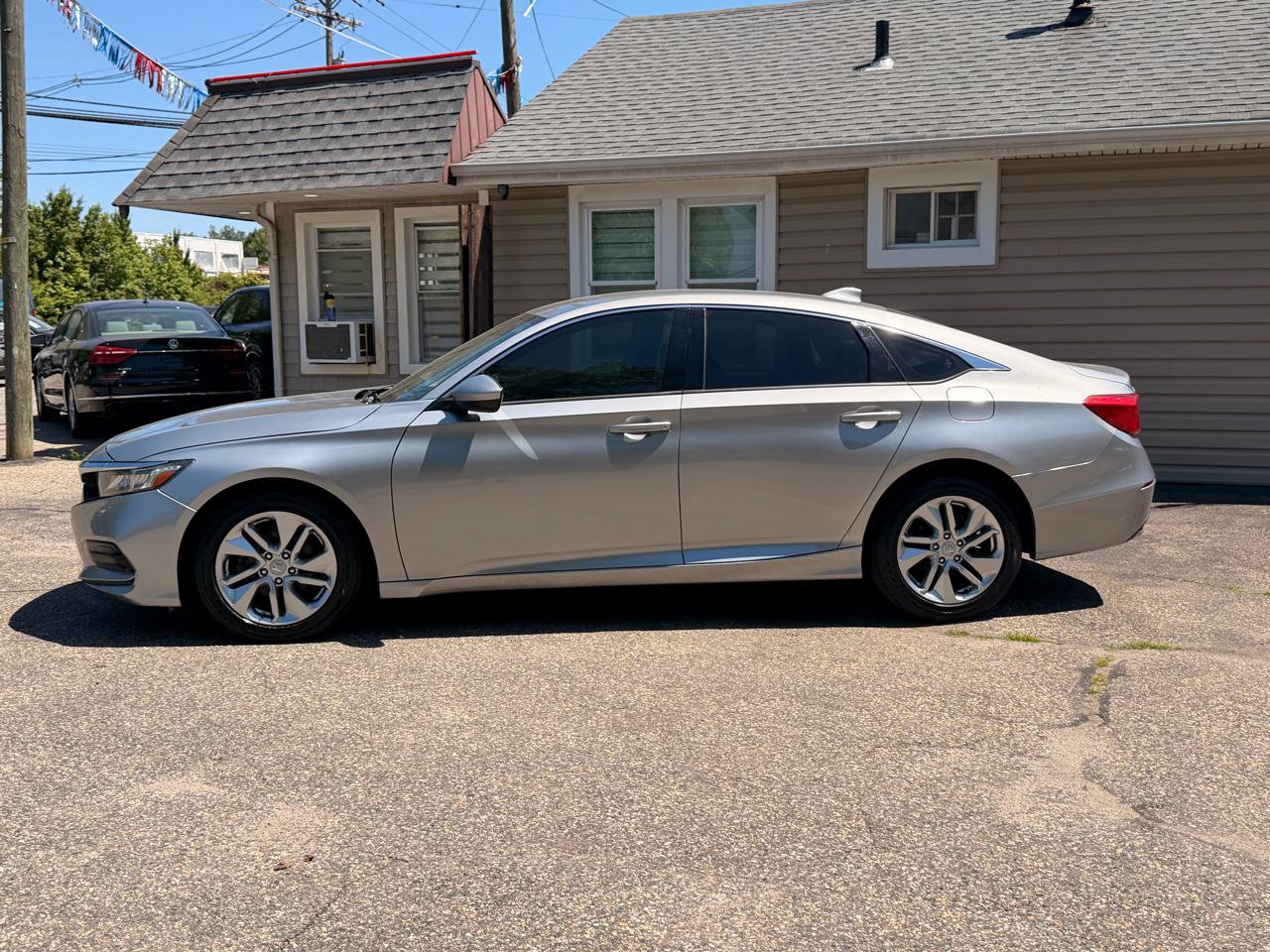 Used 2019 Honda Accord LX image 3