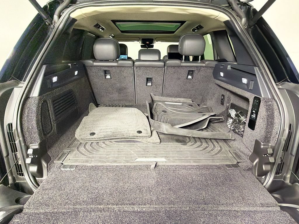 Certified 2023 Land Rover Range Rover First Edition AWD/4WD image 29