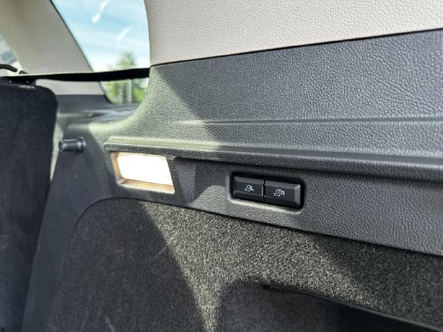 Certified 2023 Lincoln Corsair AWD w/ Equipment Group 101A image 44