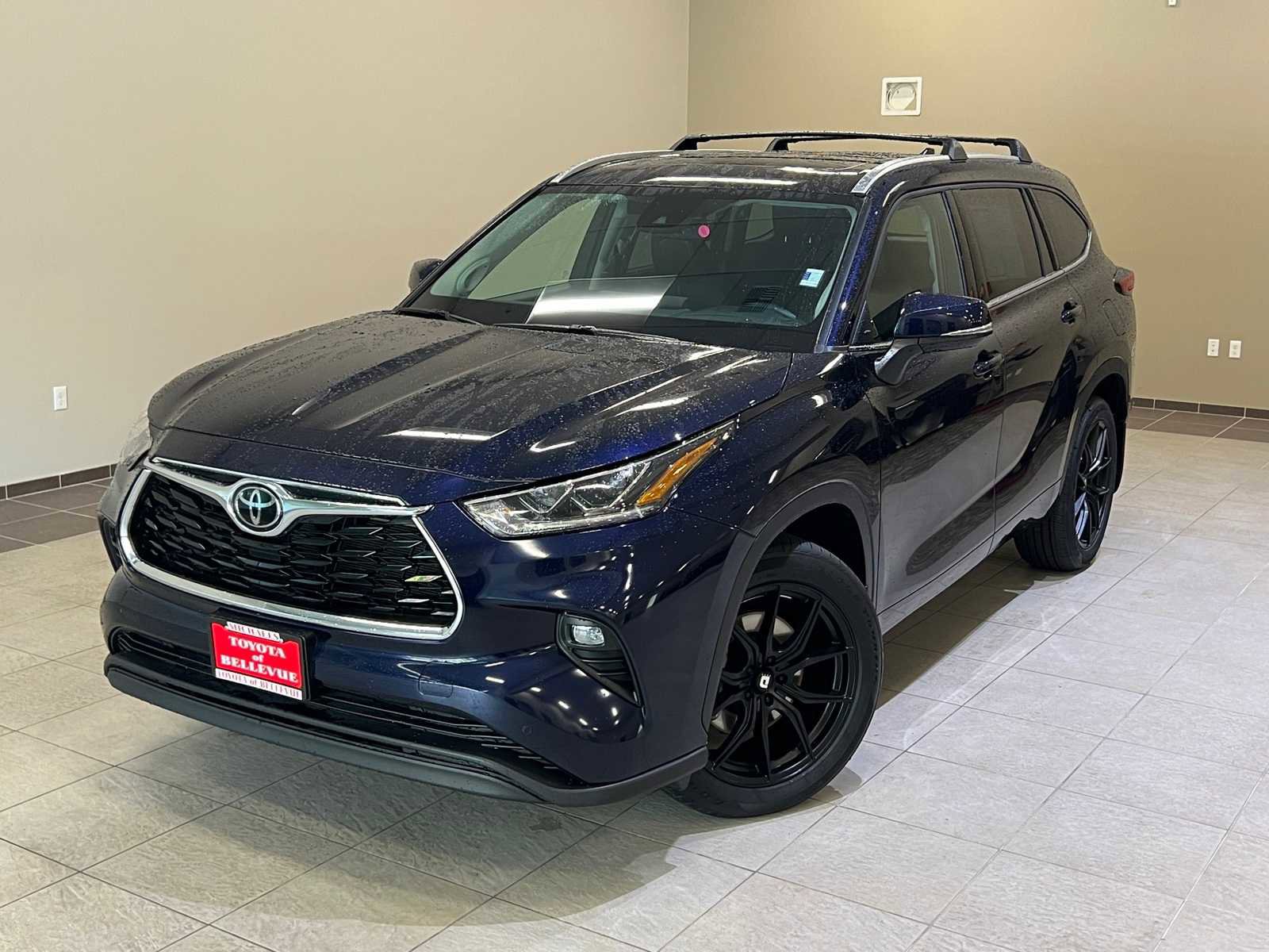 Used 2023 Toyota Highlander Limited