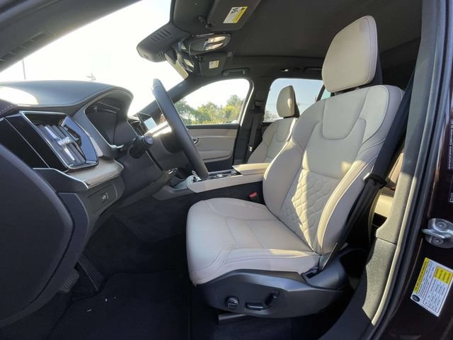 Certified 2026 Volvo XC90 B5 Plus AWD/4WD image 17