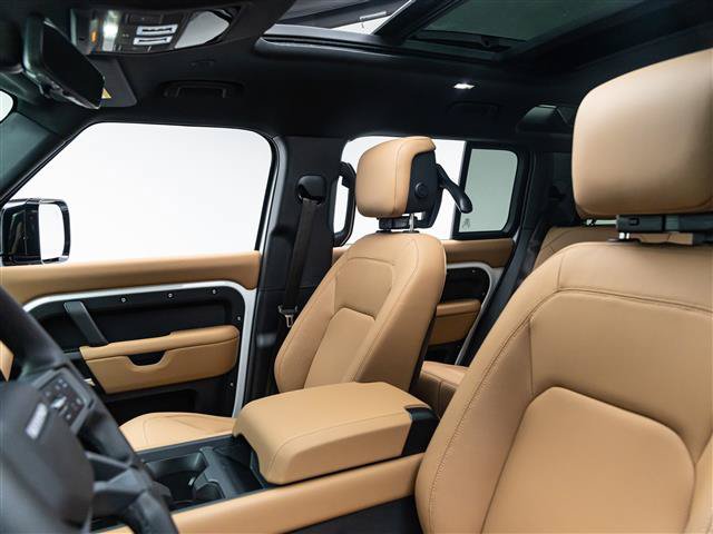 New 2026 Land Rover Defender 110 X-Dynamic SE AWD/4WD image 15