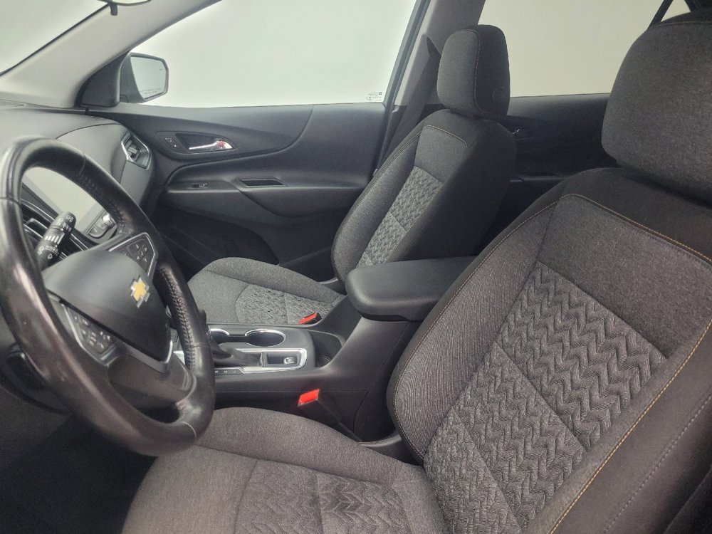Used 2022 Chevrolet Equinox LT image 17