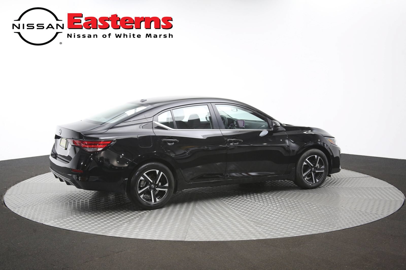 Used 2025 Nissan Sentra SV FWD image 41